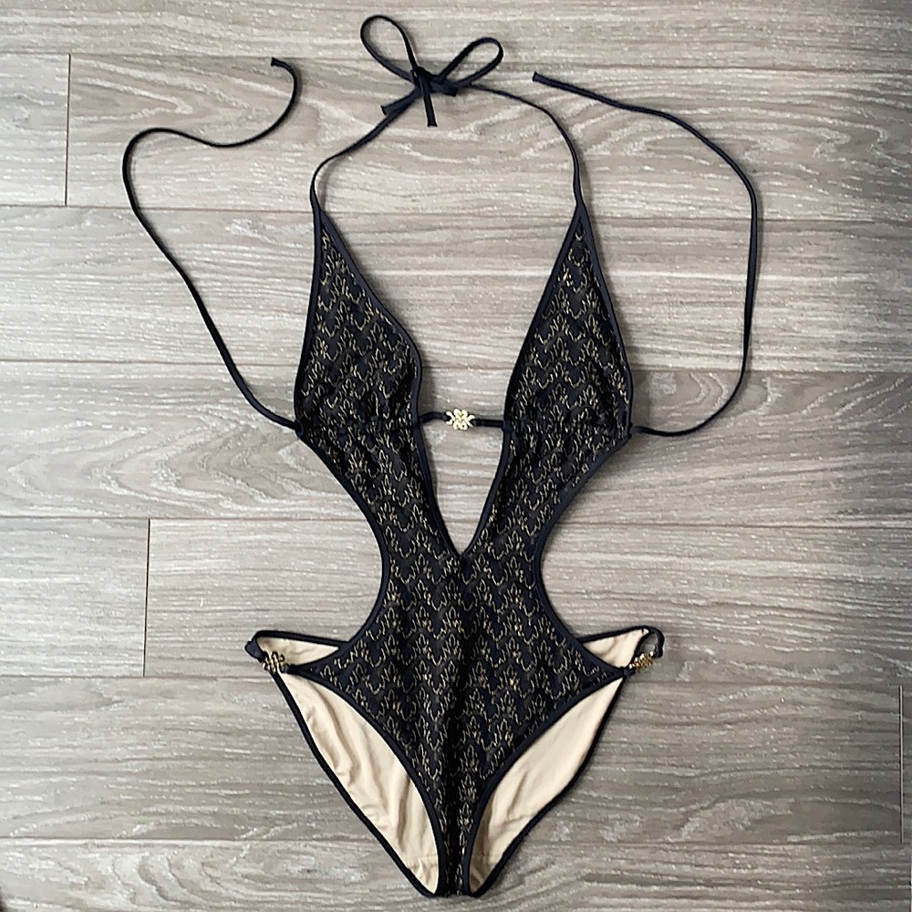 Victoria’s Secret One Piece Swimsuit